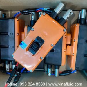 Cầu đấu (hộp nối) rẽ nhánh kín nước TANGENT MTC-TR-3S